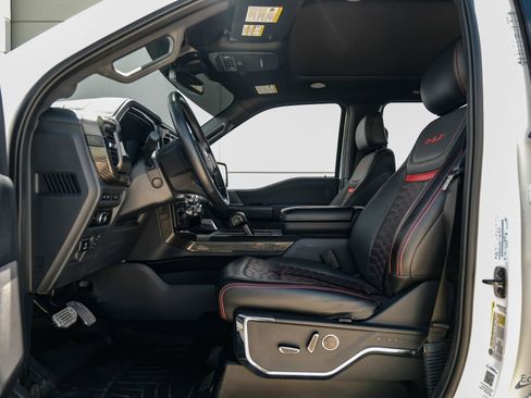 Used 2024 Ford F150 Lariat w/ Equipment Group 502A High image 39