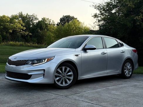 Used 2016 Kia Optima EX w/ Premium Package FWD image 1