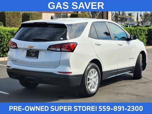 Used 2023 Chevrolet Equinox LS image 5