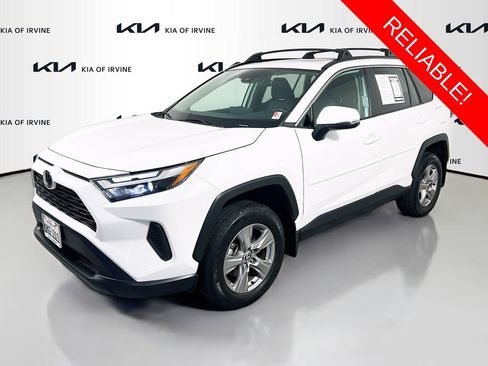 Used 2023 Toyota RAV4 XLE w/ Convenience Package FWD image 3