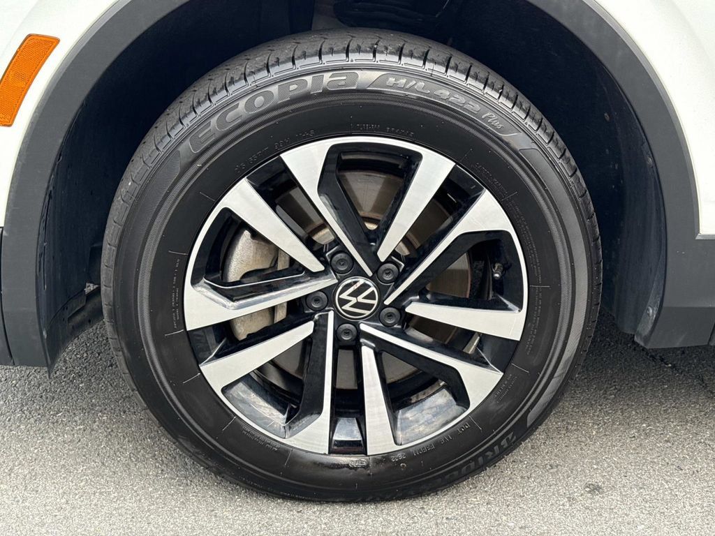 Used 2022 Volkswagen Tiguan S AWD/4WD image 8