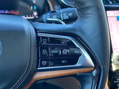 Used 2023 Jeep Grand Cherokee Summit image 46