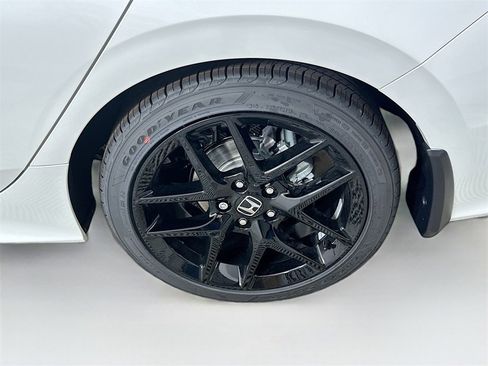 Certified 2026 Honda Civic Sport image 24