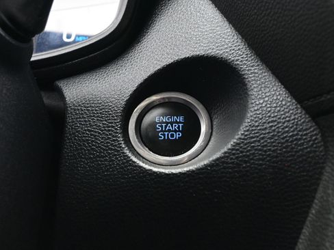 Used 2022 Toyota Corolla Cross LE w/ Moonroof Package image 22