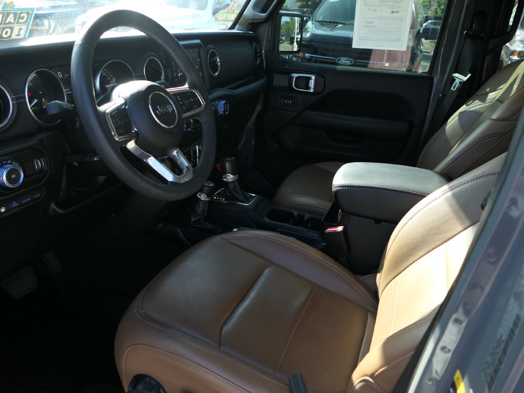 Certified 2023 Jeep Wrangler Unlimited Sahara w/ Safety Group AWD/4WD image 13
