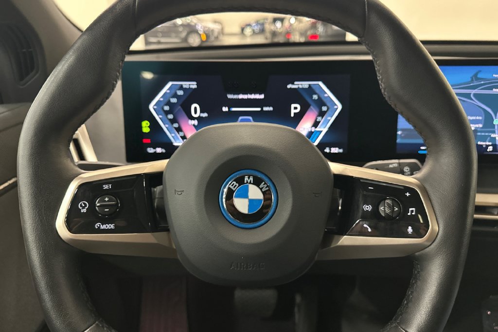 Certified 2024 BMW iX xDrive50 AWD/4WD image 28