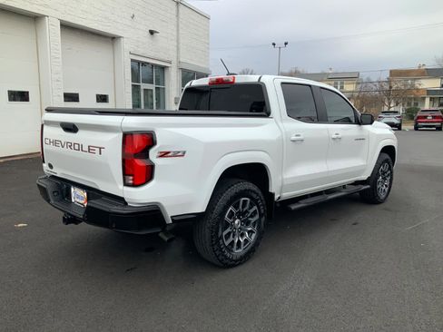 Used 2023 Chevrolet Colorado Z71 w/ Z71 Convenience Package 2 image 7