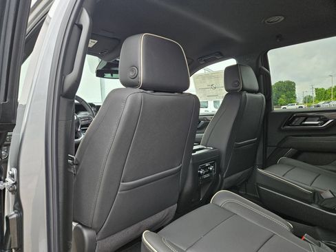 New 2026 GMC Yukon Elevation AWD/4WD image 24