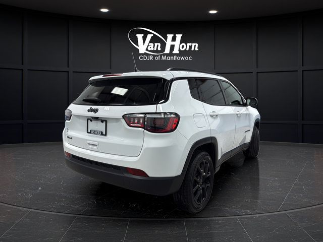 Used 2025 Jeep Compass Latitude w/ Altitude Special Edition AWD/4WD image 6