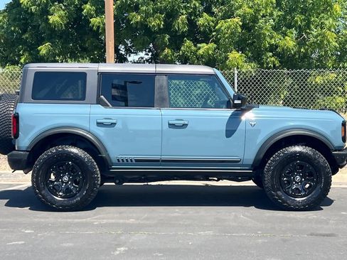 Certified 2021 Ford Bronco First Edition AWD/4WD image 8