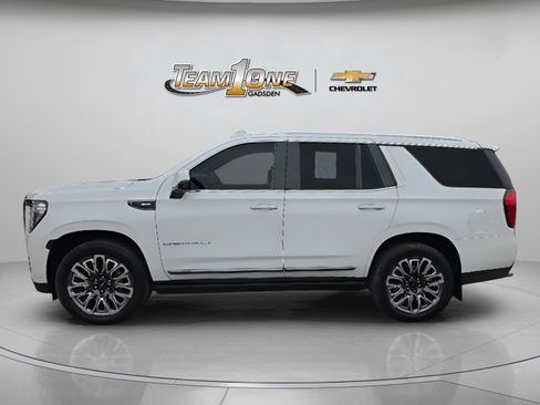 Used 2023 GMC Yukon Denali Ultimate AWD/4WD image 5