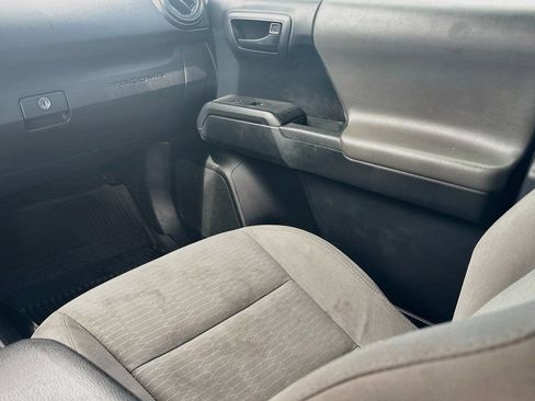 Used 2019 Toyota Tacoma SR w/ SR Convenience Package RWD image 23