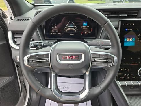 Used 2025 GMC Terrain Elevation AWD/4WD image 27