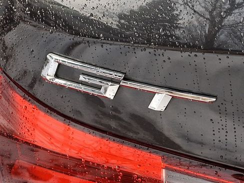 Used 2017 BMW 535i Gran Turismo xDrive image 30