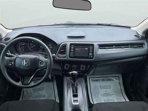 Used 2016 Honda HR-V LX image 17