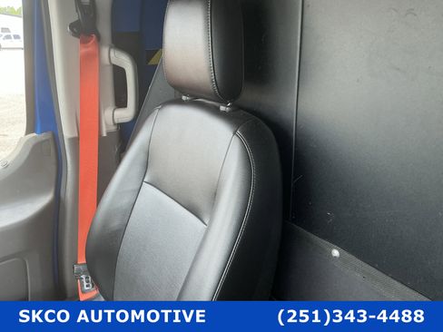 Used 2020 Ford Transit 250 Low Roof RWD image 27