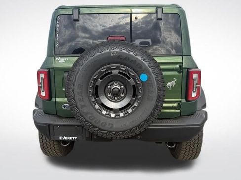 New 2025 Ford Bronco Badlands w/ Sasquatch Package AWD/4WD image 3