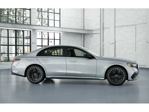 New 2026 Mercedes-Benz E 450 4MATIC Sedan image 16