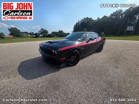 Used 2022 Dodge Challenger R/T Scat Pack RWD image 3