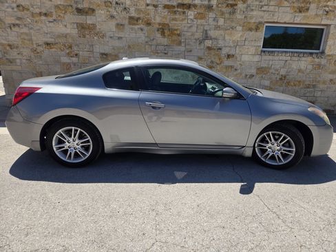 Used 2008 Nissan Altima 3.5 SE w/ Premium Pkg image 9
