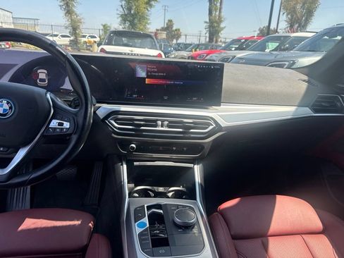 Used 2023 BMW i4 eDrive35 w/ Premium Package RWD image 16