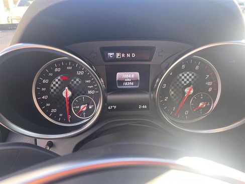 Used 2020 Mercedes-Benz SLC 300 image 16