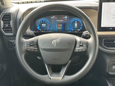 Used 2025 Ford Bronco Sport Big Bend image 14