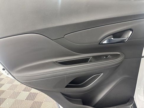 Used 2022 Buick Encore Preferred w/ Safety Package II image 19