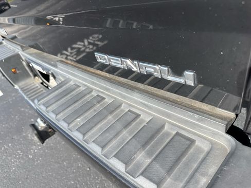 Used 2017 GMC Sierra 3500 Denali w/ Duramax Plus Package AWD/4WD image 7