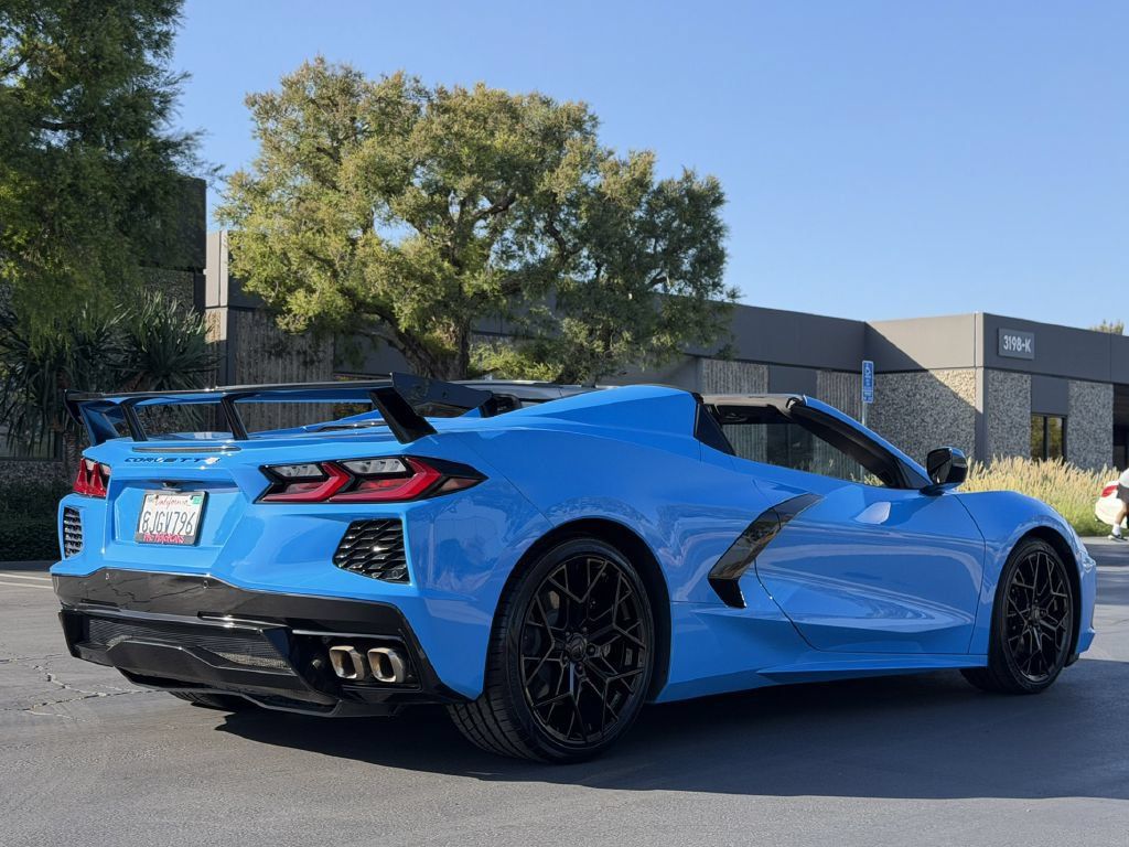 Used 2021 Chevrolet Corvette Stingray Convertible w/ 1LT RWD image 5