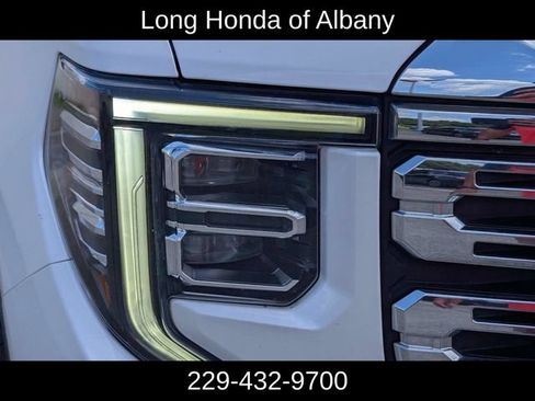 Used 2023 GMC Sierra 1500 Denali w/ Denali Reserve Package AWD/4WD image 4