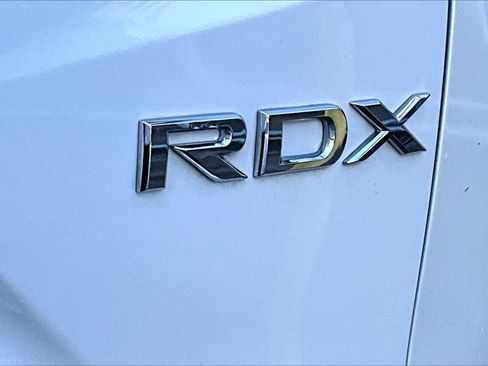 Used 2020 Acura RDX FWD image 9