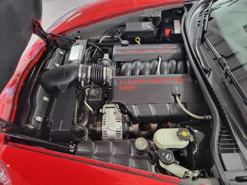 Used 2006 Chevrolet Corvette Coupe RWD image 12