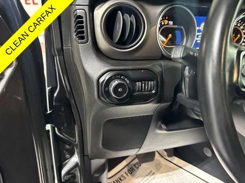 Used 2020 Jeep Wrangler Unlimited Sport S AWD/4WD image 15