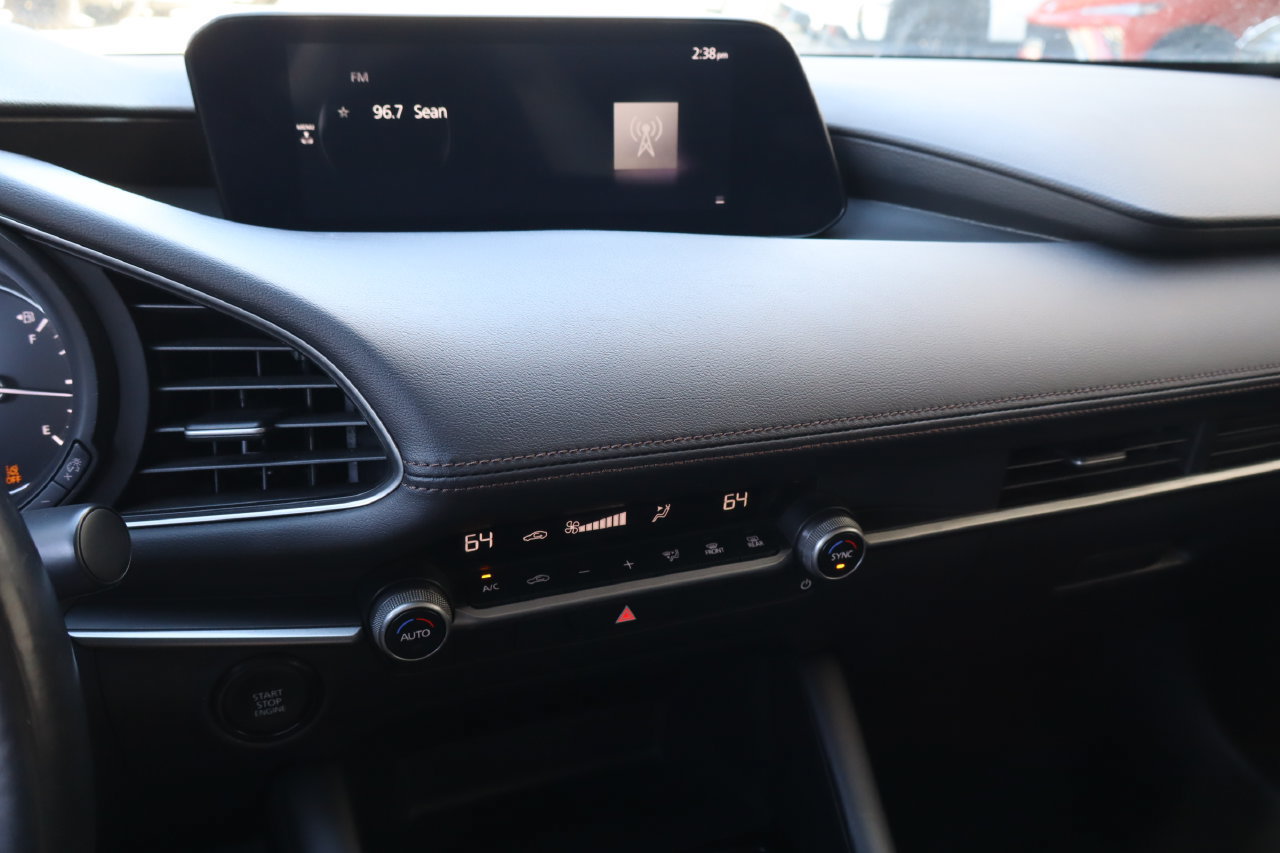 Used 2024 MAZDA MAZDA3 s FWD image 6