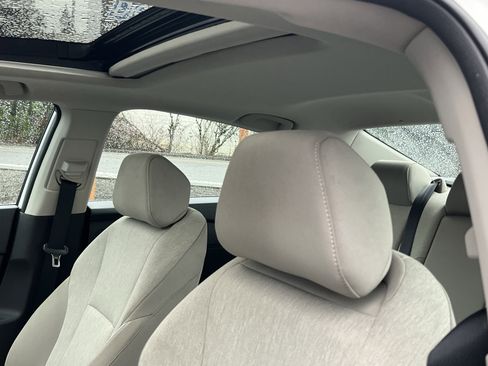 Used 2023 Honda Accord EX image 18