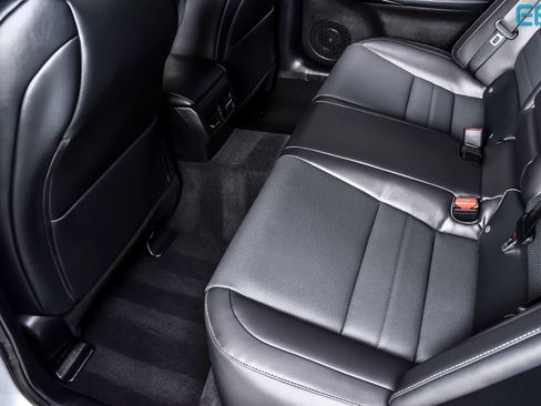 Used 2022 Lexus IS 500 image 20