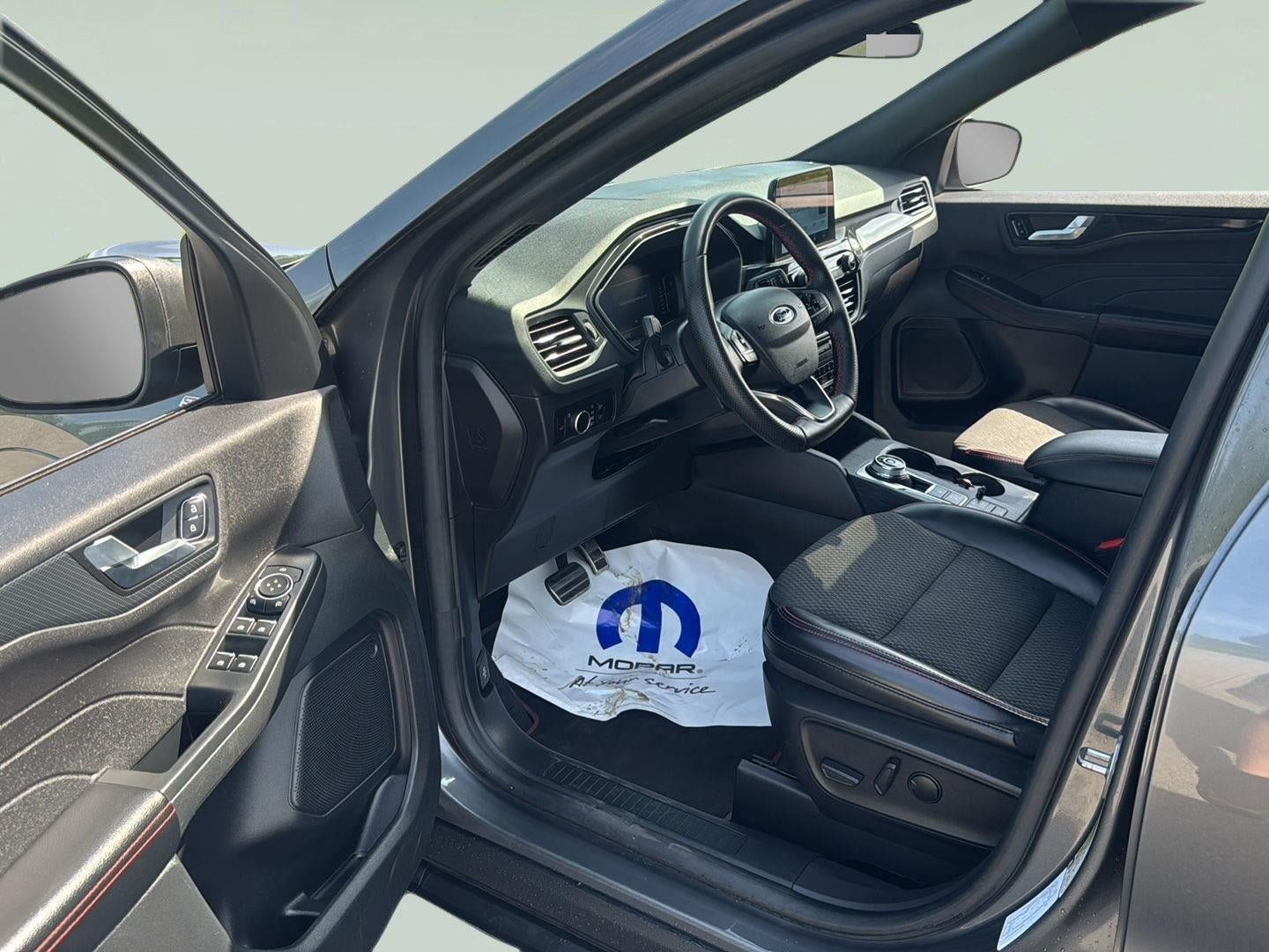 Used 2023 Ford Escape ST-Line AWD/4WD image 11
