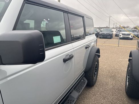 New 2026 Ford Bronco Badlands image 18