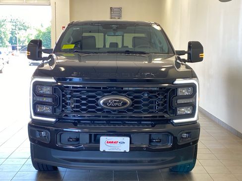 New 2026 Ford F350 Lariat w/ Black Appearance Package AWD/4WD image 3