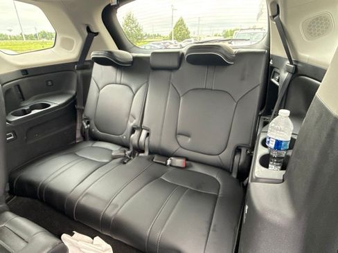 Used 2023 Honda Pilot Elite image 10