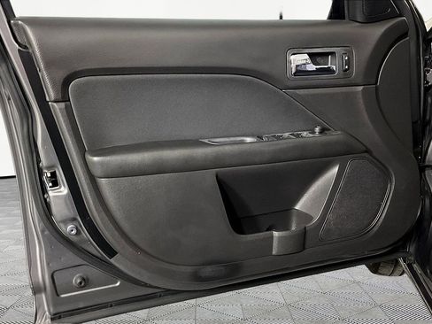 Used 2011 Ford Fusion SE w/ 202A Rapid Spec Order Code image 19