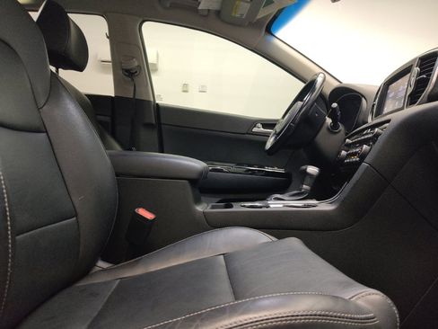 Used 2019 Kia Sportage EX w/ EX Premium Package FWD image 21