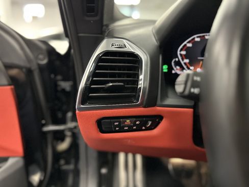 Used 2019 BMW M850i xDrive Convertible image 18