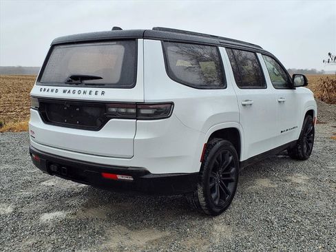 Used 2023 Jeep Grand Wagoneer Series II image 35