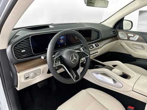 New 2026 Mercedes-Benz GLE 450 4MATIC image 9