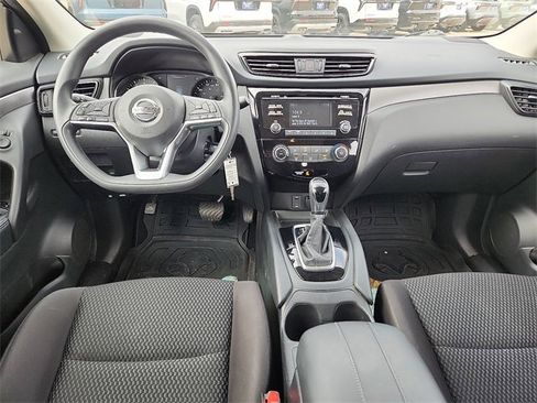 Used 2018 Nissan Rogue Sport S w/ S Appearance Package image 10