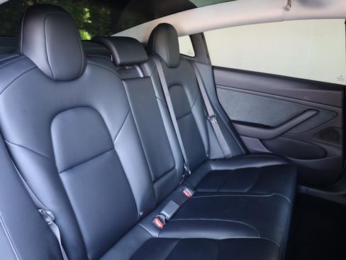 Used 2019 Tesla Model 3 Long Range AWD/4WD image 24