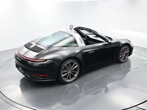 Certified 2021 Porsche 911 Targa 4S image 34