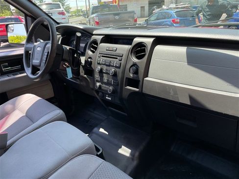 Used 2013 Ford F150 STX w/ Mid Equipment Group AWD/4WD image 8